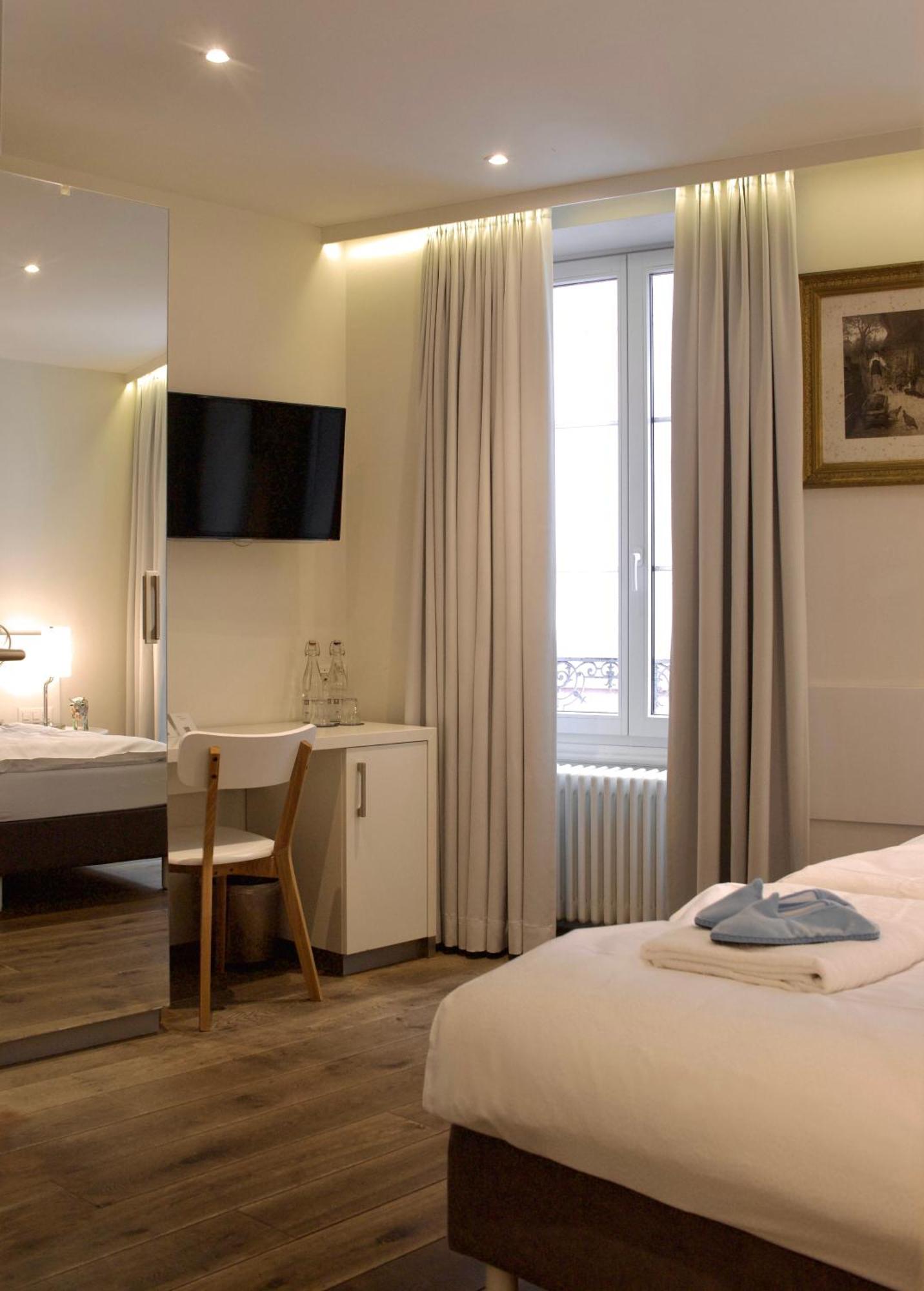 Hotel La Rouvenaz Montreux Esterno foto